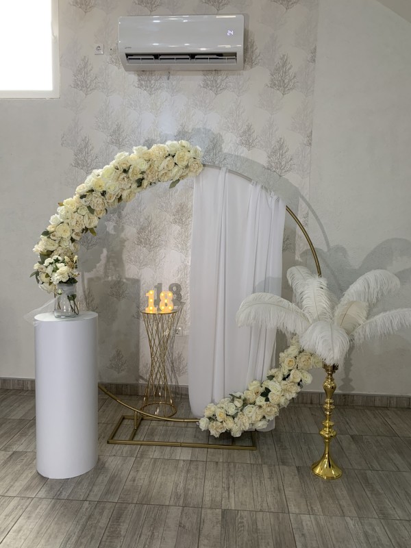 dada-cvetna-dekoracija-za-vencanje-8